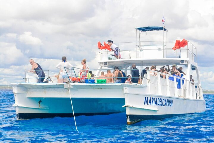 Full Day Snorkeling in Catalina Island with Transportation and Lunch - Photo 1 of 8